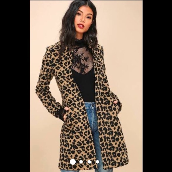 Jackets & Blazers - 🌺SOLD🌺Leopard Print long blazer